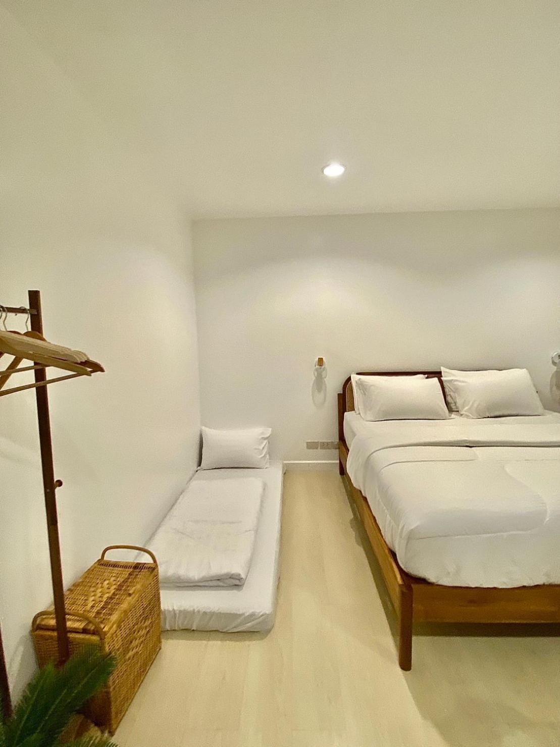 Апартаменты Beachfront Deluxe Pool Access One-minute Walk To Wonnapha Free Банг Саен